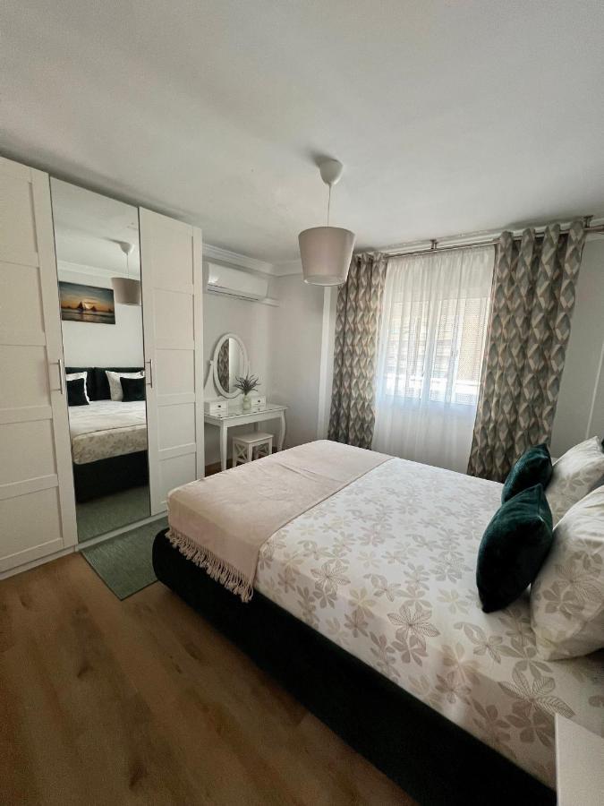 Apartamentos Prestige Suites Malaga II Экстерьер фото